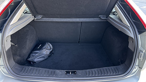Ford Focus 1,6 74kW, 2010 a. (10 foto / 10)