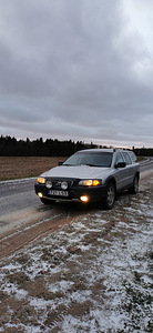 Volvo XC70 (11 фото из 11)