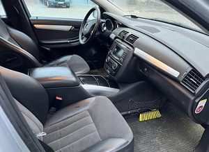 Mercedes Benz R320Long (6 фото из 8)