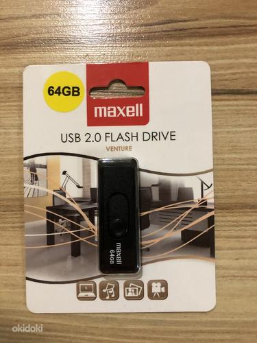 USB-накопитель Maxell Venture / SanDisk 64 ГБ (фото #1)