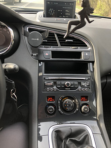 Peugeot 5008 1.6 HDI (6 foto / 12)
