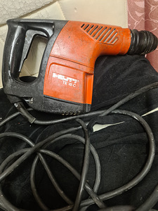 Hakkuri perforaator HILTI TE16C (1 foto / 1)