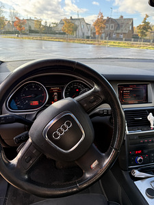 Audi Q7 2007 4.2TDi 240kW (9 foto / 10)