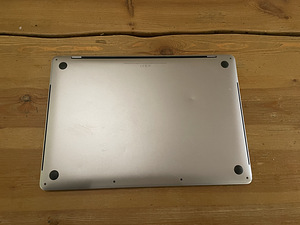 MacBook Pro 16” (2019 / i7 / 32 ГБ RAM / 512SSD) (3 фото из 6)