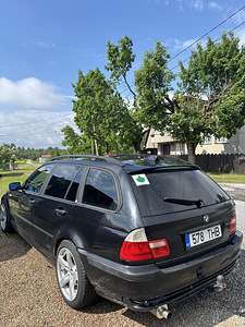 BMW 318i 2.0l 2004 (1 foto / 4)