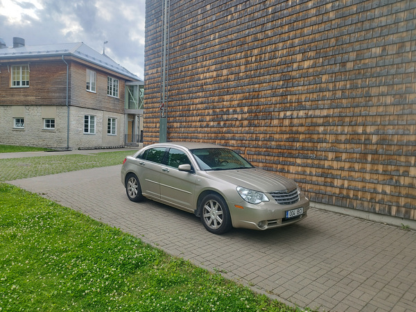 Chrysler 2010a