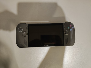 ASUS ROG Ally X (2 foto / 3)