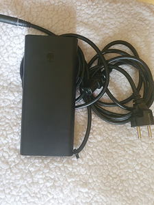 Haruldane ja võimas originaal Dell/Alienware 360W GaN laadja (2 foto / 2)