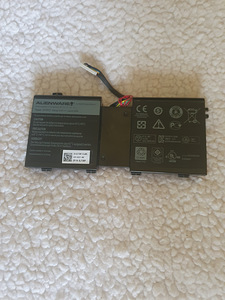 100% Originaal Dell / Alienware aku 2F8K3 (86Wh, tervis~90%) (1 foto / 3)