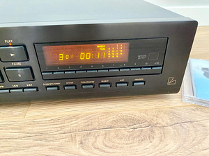 Luxman D-357 hi-fi CD-плеер (2 фото из 8)