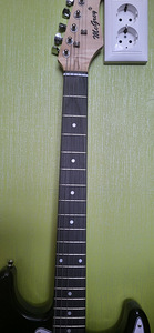 Электрогитара McGrey Stratocaster с чехлом СРОЧНАЯ ПРОДАЖА (3 фото из 4)