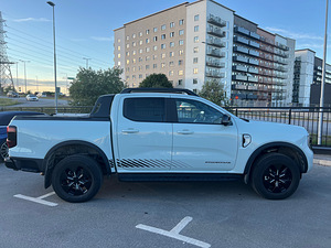 Ford Ranger Stormtrak PHEV 2.3 138kW (3 foto / 15)