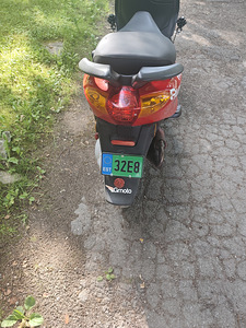 Скутер Piaggio Fly 50 (3 фото из 8)