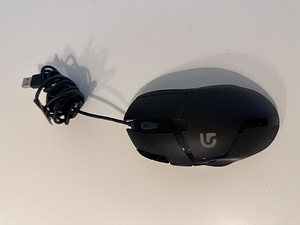 Logitech G402 (1 foto / 2)