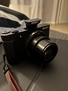 Sony DSC-HX90V (8 фото из 10)