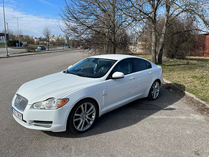 Jaguar XF 3.0D 155kw (4 foto / 15)
