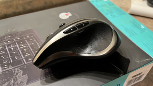 Комплект Logitech Performance MX 900 (4 фото из 7)
