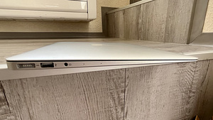 Apple MacBook Air 13" i7 2015 (8 foto / 10)