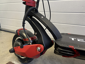 Elektritõukeratas TechLife X10s 2x1000W, 52V, uus (7 foto / 10)