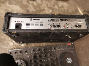 Dj pult ja võimendi (2 foto / 6)
