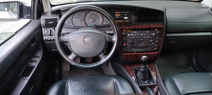 Opel Omega 2.5DTI 110kw (Design Edition) (7 foto / 11)