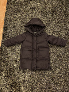 Продам зимнюю куртку Zara 110-116
