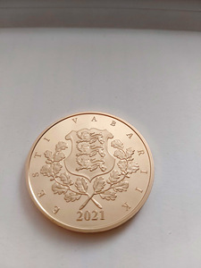Värviline kullatud medal "Hunt" (4 foto / 5)