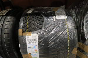 2 x Nokian 255 45 R17 Lamell uus (3 foto / 3)