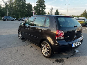 Volkswagen Polo 2007 (3 foto / 6)