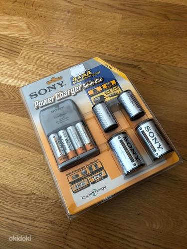 Зарядное устройство Sony для батареек AAA,AA,C,D - новое (фото #1)