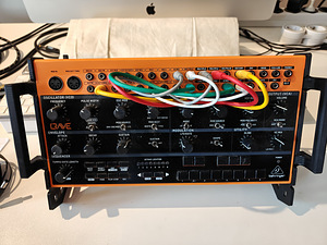 Behringer Crave + Cover (2 фото из 4)