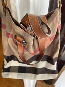 Сумка burberry, оригинал (1 фото из 9)