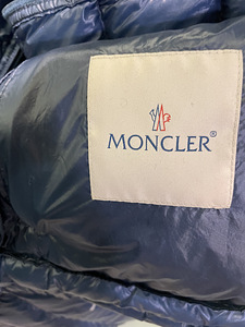 Куртка Moncler, оригинал (4 фото из 7)
