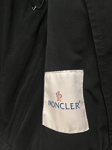 Moncler куртка (2 фото из 3)