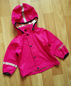 REIMA розовая резиновая куртка дождевик плащ 86 значительно больше
