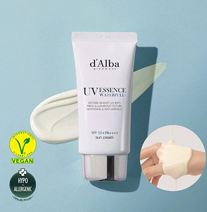D'Alba Waterfull Essence Sun Cream SPF 50+ PA++++, 50 ml (2 foto / 3)
