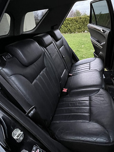 Mercedes Benz ML350 (6 foto / 12)