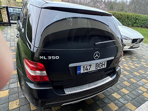 Mercedes Benz ML350 (11 foto / 12)