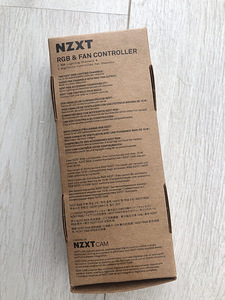 NZXT RGB & Fan kontroller (2 foto / 2)