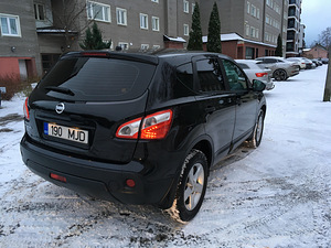 Продается Nissan Qashqai (3 фото из 7)