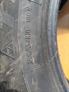 Triangle 225/55R18 suverehv (1 foto / 2)