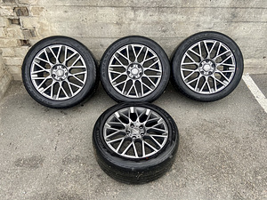 Momo revenge R17 (1 foto / 6)