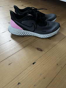 Nike tossud s40(25,6cm)