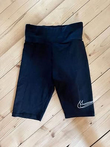 Nike puuvillases retuusid s158/164