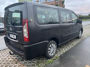 Прокат автомобилей Citroen Jumpy (6 фото из 10)