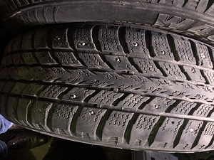 Naastrehvid velgedel 195/65 R15 2+2 (2 foto / 7)