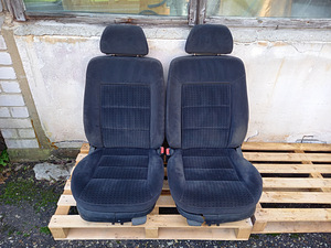 VW PASSATI ESIISTMED (2 foto / 3)