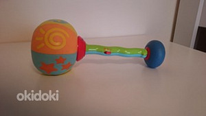 Arendav mänguasi Tomy erinevate häältega