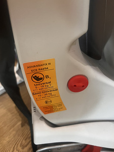 Britax Römer Advansafix III (3 foto / 8)