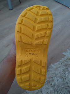 Резиновые сапоги Crocs (2 фото из 5)